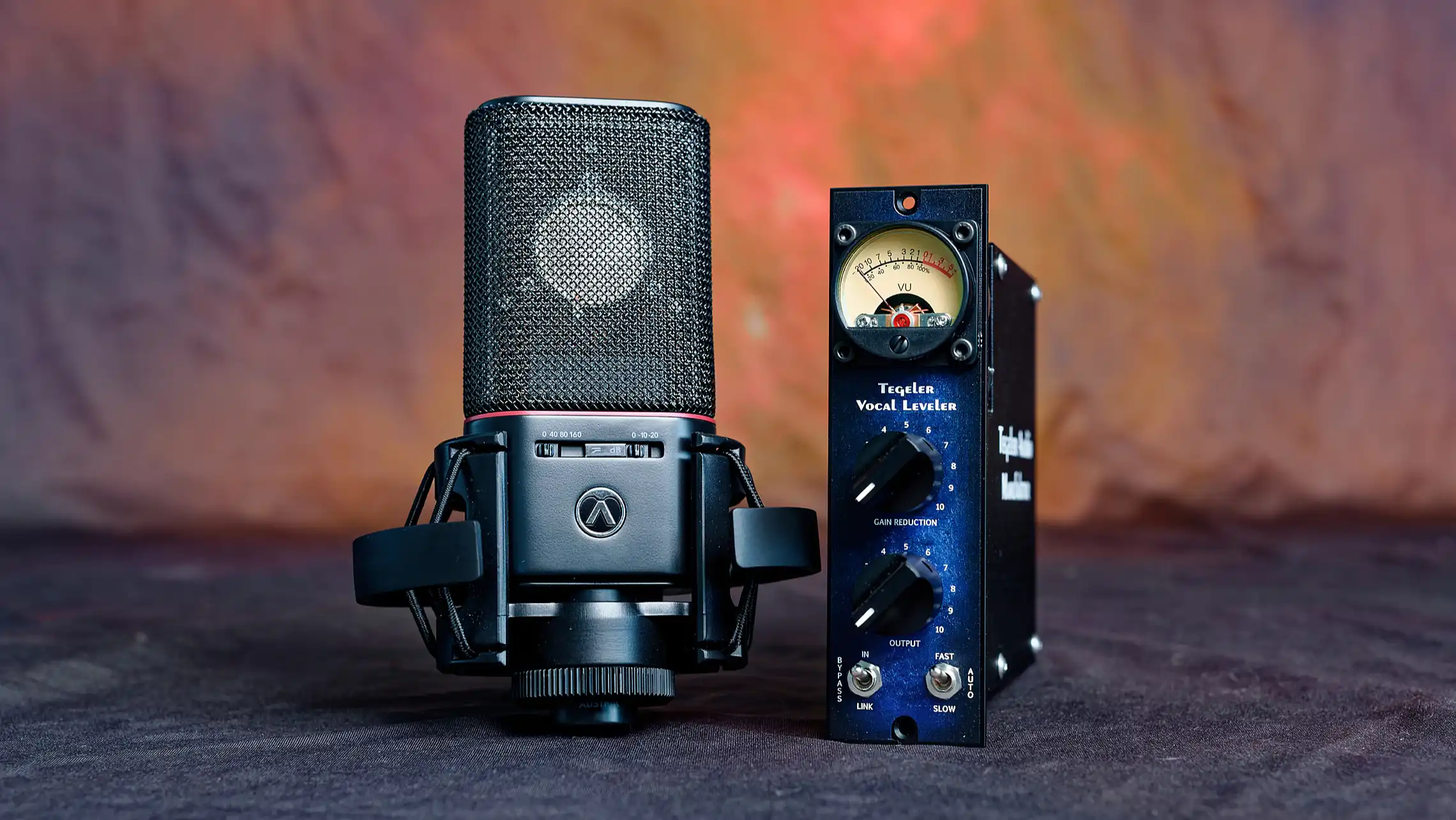 Austrian Audio OC18 & Vocal Leveler 500 Bundle